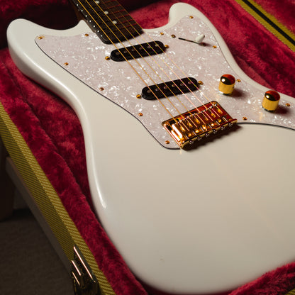 MV Guitars Musclecaster, Pearl White